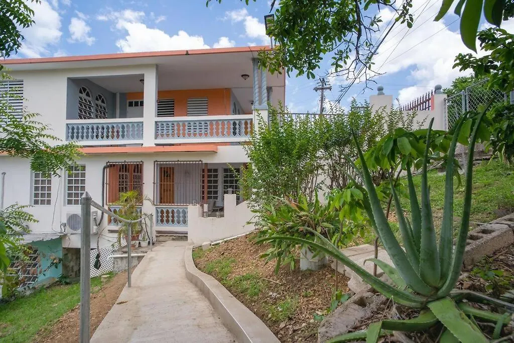 Hotel Senderos 2 A 3 Bdr Apt 4 Min From The Beach Rincón