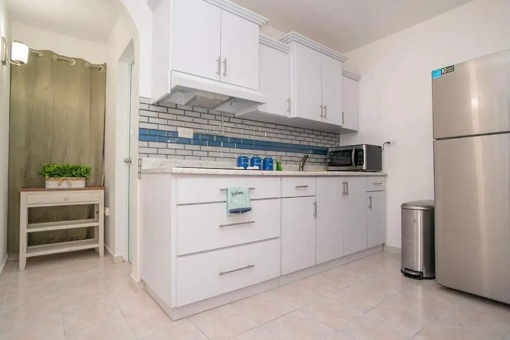 Senderos 2 A 3 Bdr Apt 4 Min From The Beach Rincón 0*,  Portoriko